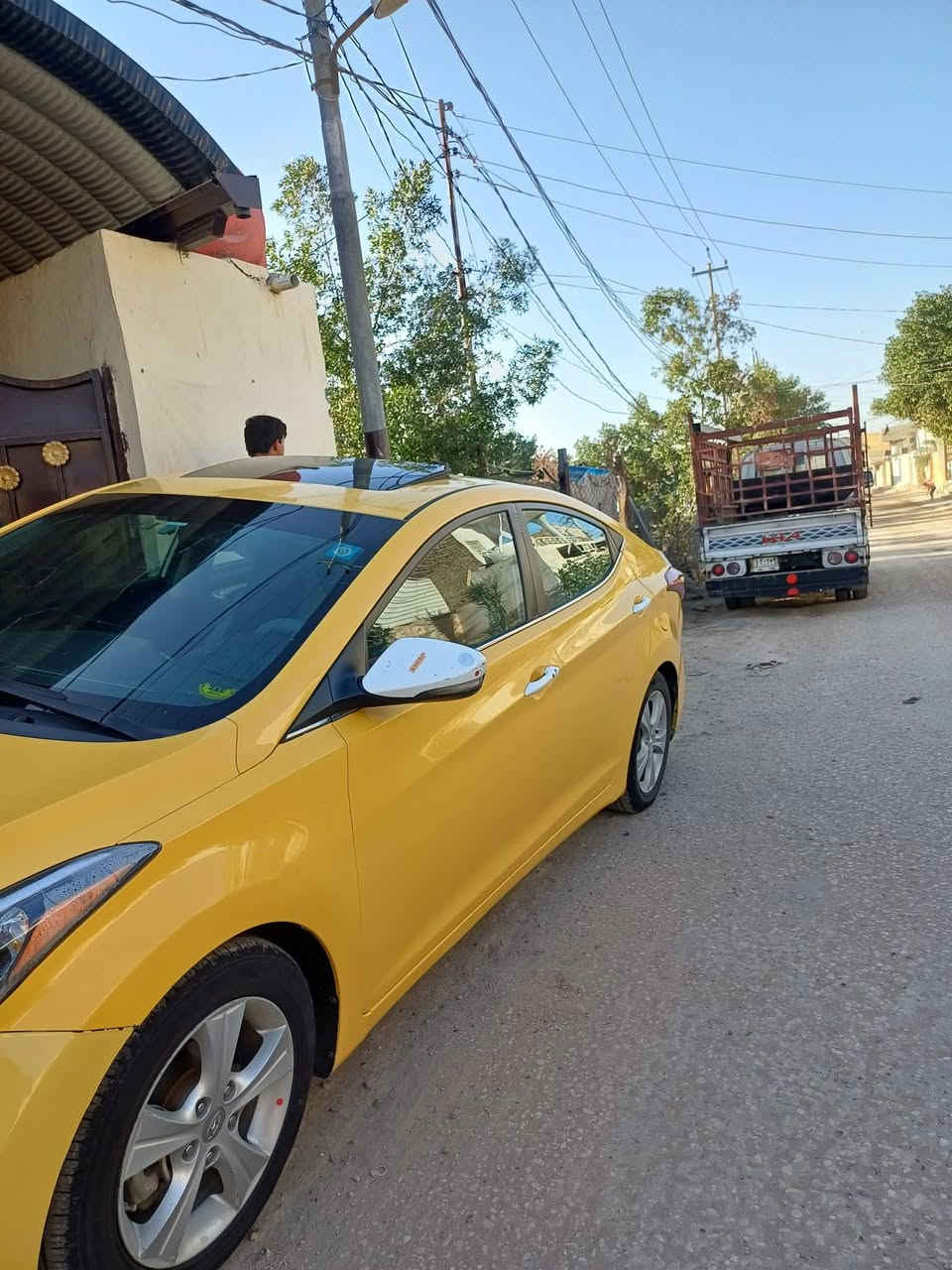 السلام عليكم النتر مديل 2016 فول موصفات فتحه بصمه 
*********** مكاني بابل
