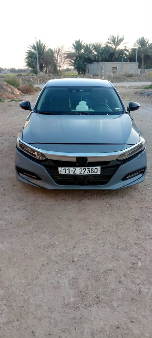 سلام عليكم  هونداي اكورد @موديل 21  فول عده الفتحه رقم بغداد السعر 125 أو بيهه مجال بسيط  مكان النجف الاشرف رقم للتواصل *********** محرك 1500 تيربو طياره
