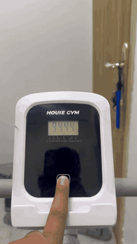 جهاز بايسكل جالس مريح للوزان الثقيلة يتحمل 150 كيلو فعلي
جهاز من شركة House Gym المعروفة بمواصفات 
عدد قوة وسرعة 
شاشة لوحية تعرض دقات القلب والسرعة والوقت 
السعر راح يكون جدا مناسب والي عنده شراي باله اله ١٠ الف
المكان نجف كوفة للستفسار
***********
