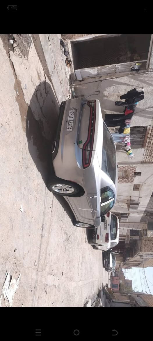 شارجر موديل 16 معلايه22سياره جاهزه على وضع الشركه بيه تبديل قبق جنطه والجاملغات الخلفيه رشات صبغ والباقي كفاله السعر 165وبيه مجال  مكاني ذي قار رقم الهاتف ***********
