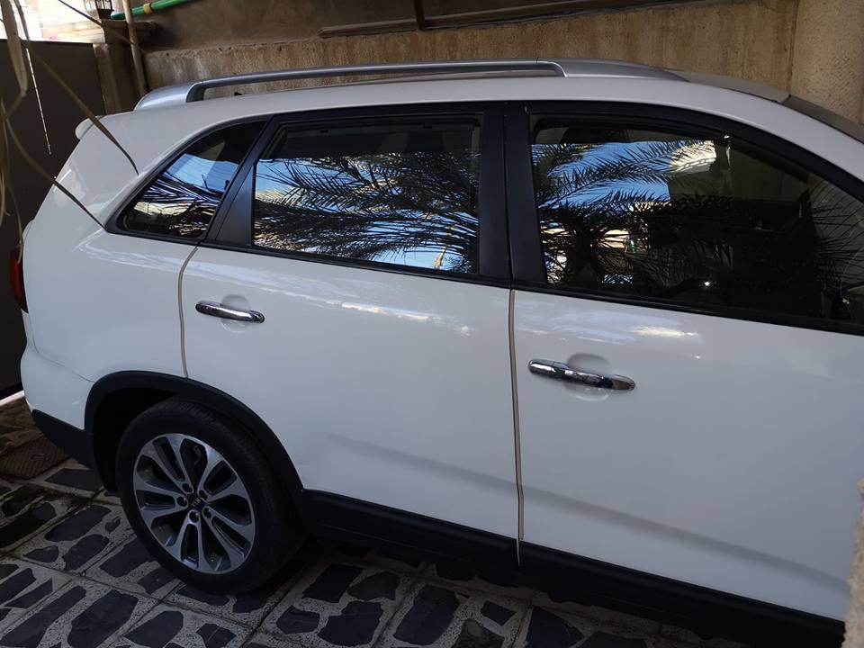 سورنتو ١٥ خليجي مكفول من ضربه وصبغ اربعه سلندر رقم اربيل سنويه منتهيه سياره ماشيه ٧٧  جديده *********** عنوان بصره جبيله البصرة, العراق
