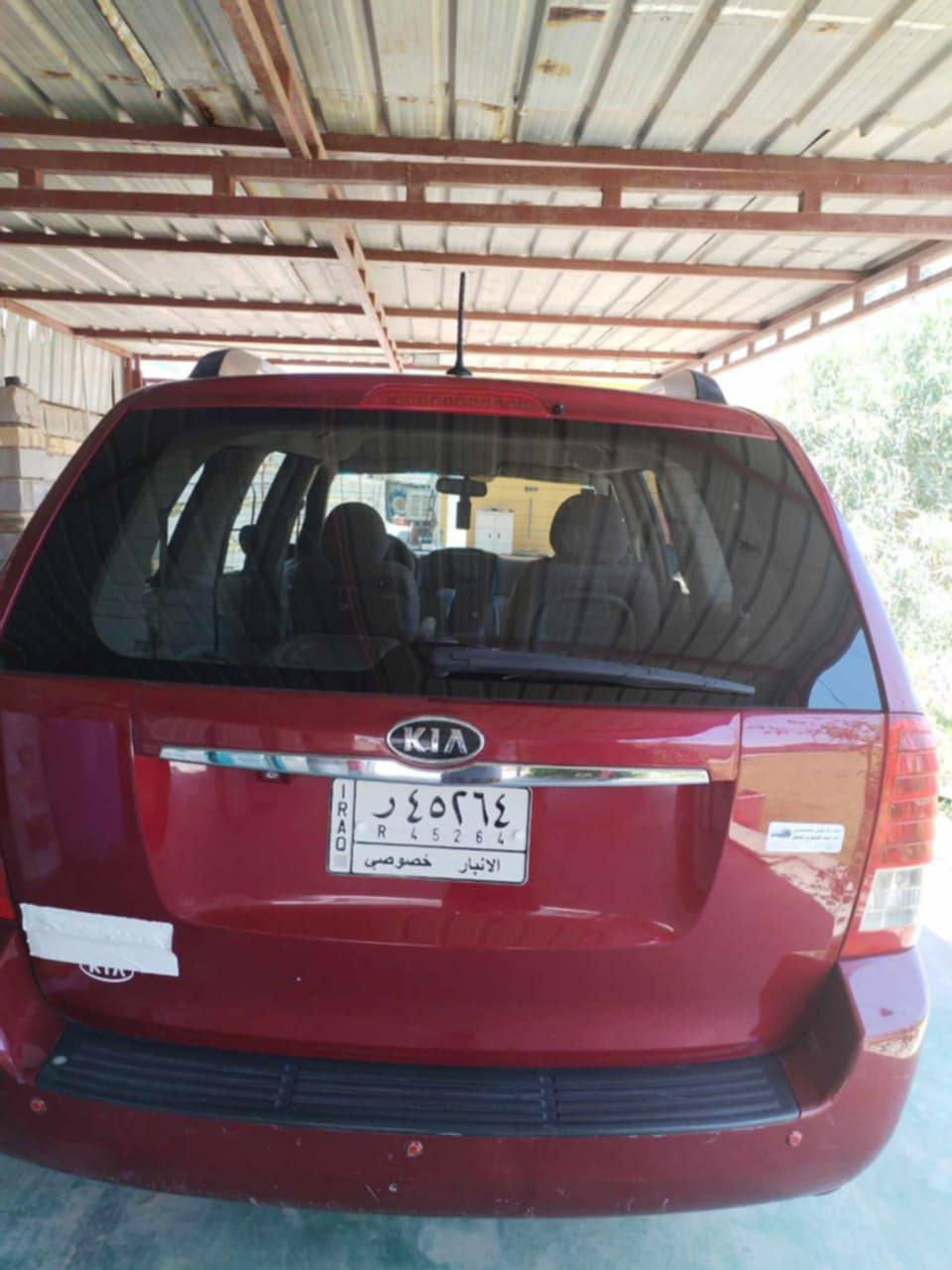 كيا سيدونا 2012
محرك 3500
6 سلندر  نضيفه. بيهه قطعتين تصليح فقط 
بنيد وجاملغ امامي 
***********
