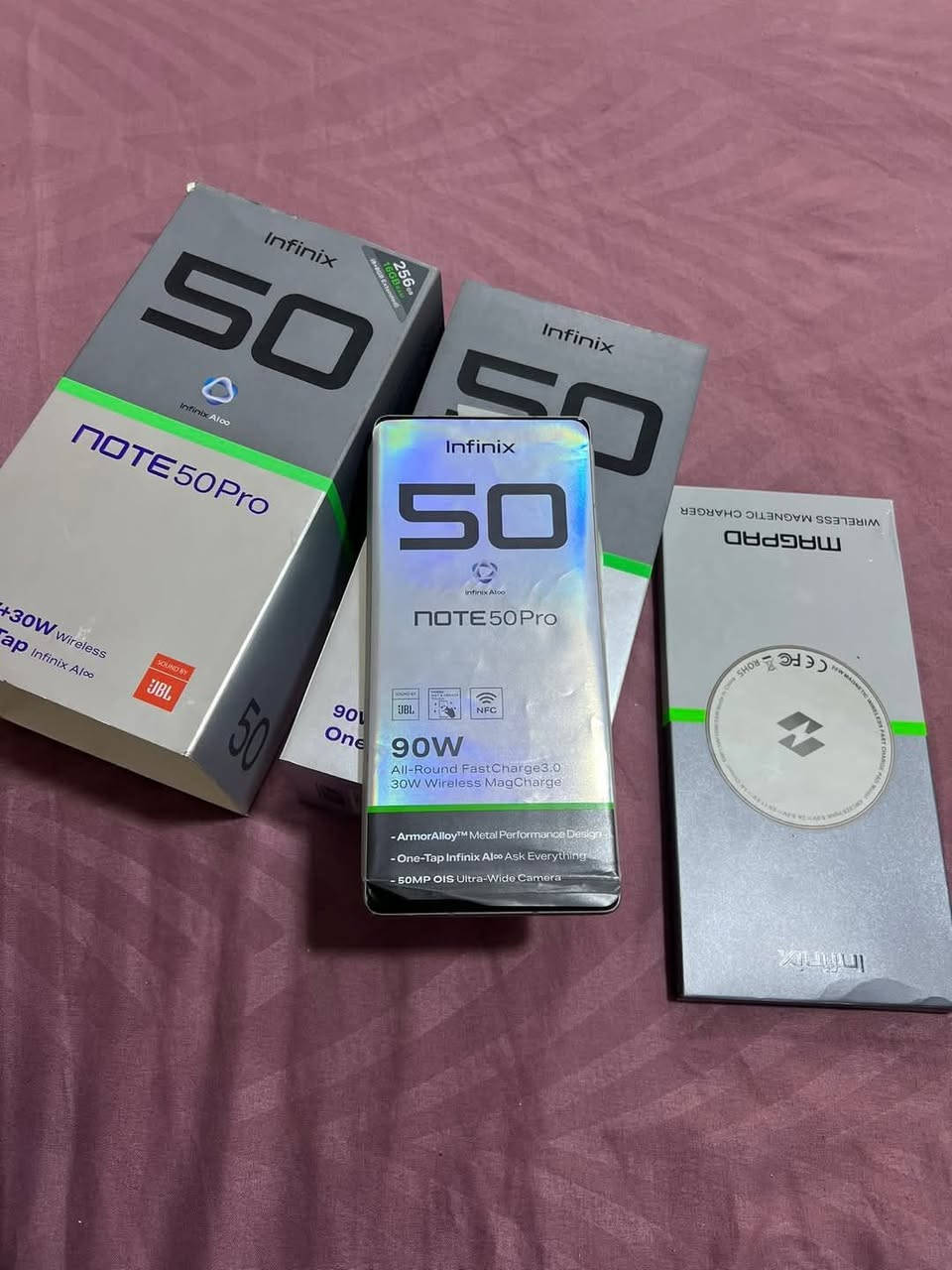 للبيع مستخدم شي قليل انفنكس نوت 50 برو ذاكره 256 السعر لله جوه السوك اتصل وتدلل *********** //***********

