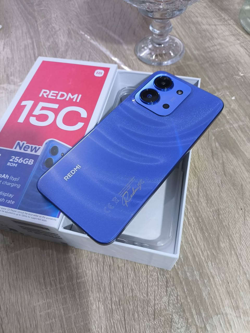 نرخى 160  
1رؤژ به كارهاتووه
زاكيره 256 رامى 16
 خاوينى 100% 
كامل ئه شيا   
 بي عه يب  و نه كراوه به زه مان 2رؤژ
گه ياندن هه يه 
شوين كركوك 
***********
***********
------------------------------------------------------------------------------------
سعره  160  الف 
مستخدم يوم 
ذاكره 256  رام 16
 نظافه 100% 
 غراضه كامل 
  مابيه عيب خطين  و مامفتوح  بضمان يومين الفحص
متوفر توصيل
مكاني كركوك
***********
***********
