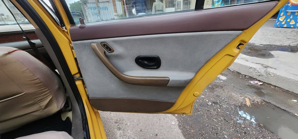 سمند 2012 رقم الجديد مصفره هيئه وغرمات بسمي سياره جديده ومتعوب عليها كل نقص مابيها كهربائيات من دعاميه للدعاميه شغاله تبريد شغال نقص برغي مابيها مكينه وكيرا فرنسي مكينه جديدا خير من الله عينه وصينيه وبوربرين وفلاوين جدد عليها مشط ستيرن ساسكو جديد باتري جديد غرفه نظيفه جدا قطرة خياس مابيها سياره بلاديه بيها فقط نص جاملغ امامي صبغ السعر 49 والسوك كلشي بيه حته ب 20 كل وحده ونظافتها   للاتصال ***********
