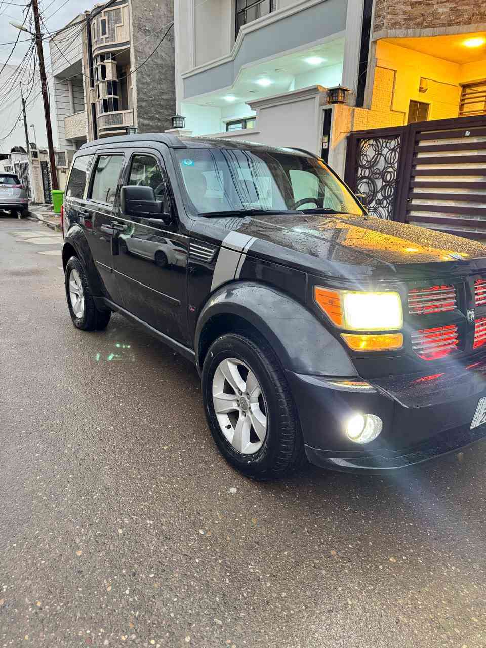 السلام عليكم دوج نترو 2011 سيارة مكفولة كفالة عامة من الصبغ والبارد سيارة جديدة كير ومحرك كفالة تبريد ثلج صدر جديد خلفي امامي تخم تاير جديد سيارة جاهزة من كلشي مابيها اي نقص سنوية ورقم جديد وهزة جديدة تحويل ثاني يوم السعر 105 وبيها مجال بسيط مكاني بغداد الدورة ابو الطيارة الاتصال ***********
