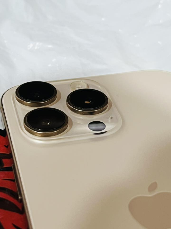 ايفوان ١٦ برو ماكس شرق اوسط ماستر الجهاز ذاكره ٢٥٦ بطاريه ٩٨ مشحون ٢٠٩ اخو الجديد استعمال بيت السعر خاص العنوان نجف حي الجمعيه شارع عشرين ***********
