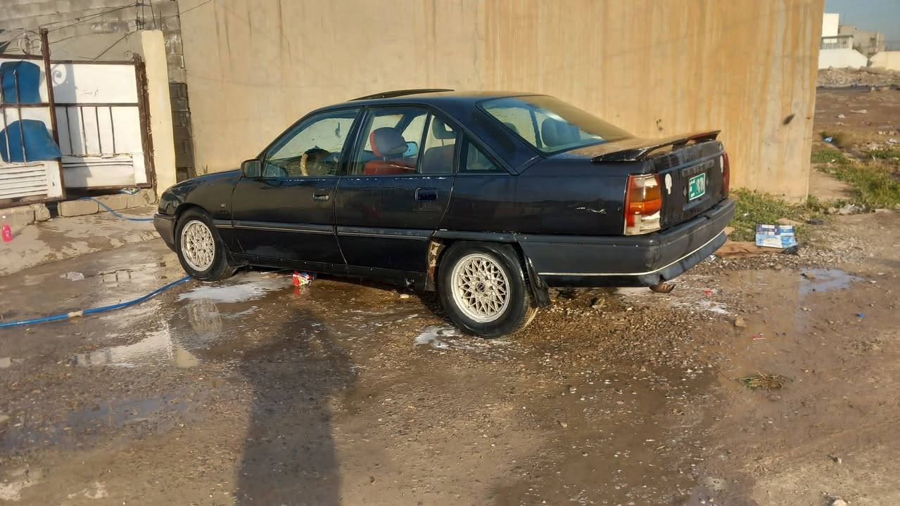 السلام عليكم سياره اوميجا حجم 20 سياره نظيفه صبغ مال شركه ما بيها خيسان ما بيها سيارهمسياره جاهزه سياره جاهزه حلوه سياره بيها محرك بي اثر نفخ سياره مرتبه قاعده على السعر 17 وبيها مجال ترهم براوز حسب القناعه العنوان موصل حي صدام السماح ***********
