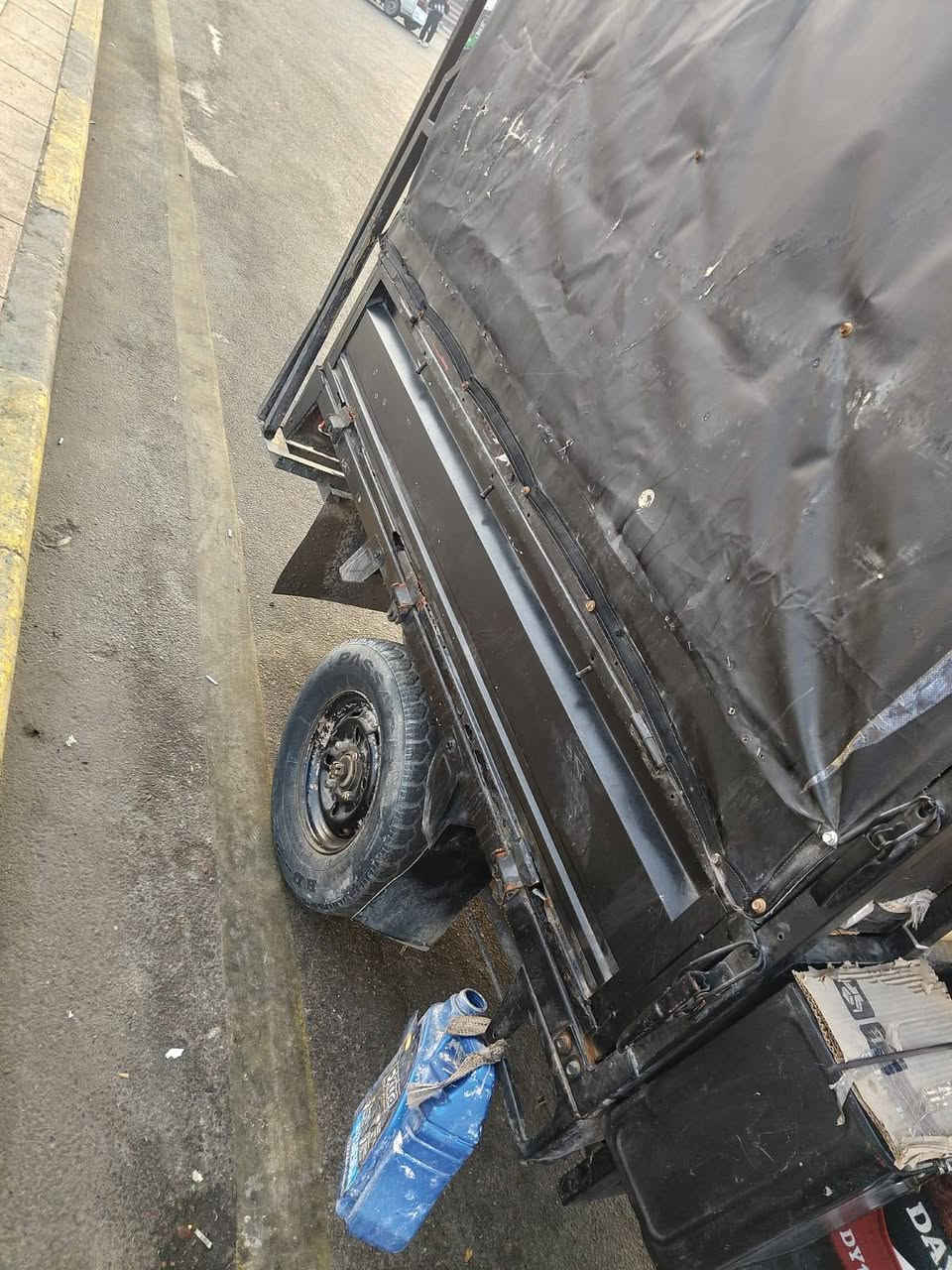 ستوته دايون 2014 للبيع سعر 800وراق صولي كامل كهربائي شغال سلف نكر محرك جديد اكسن كير بوكس جديد تاير جديد  بكاني بغداد مدان سلمان باك ***********
