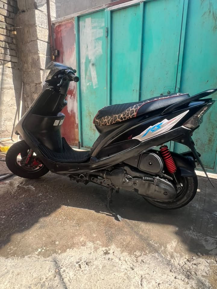 دراجه ماكس عدله بلاديه نضافته شوفت عينكم سلف هندر كهربائيات دشبول لايت عالي ناصي نكره سلف مكينه بلاد كابريتر بلاد دراجه شوفت عينك نضافته التراي مالتك للكعبه وين ميعجبك روح بيه (الي ماخذين مني دراجات يعرفوني ماجيب نطايح )
بغداد جسر ديالى اني خادم السعر ٦٥٠ بيه مجال


**إذا كنت صاحب هذا الإعلان وتريد حذفه لأي سبب، رجاءا أرسل رسالة إلى الدعم الفني**