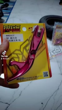 تزويد للبيع كرزي اصلي ستاند قزم وستاند بلادي وملاقط 🍒🍒 سعر خاص رقمي 07...