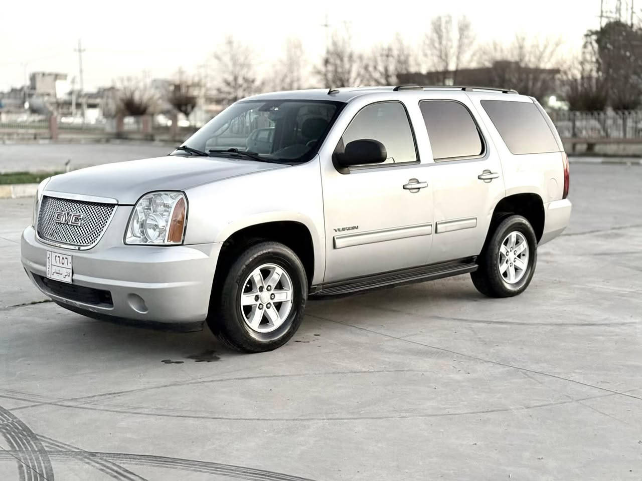 GMC 2011 ئۆتۆماتیک دەبڵ ئەکسل گێرو مەکینەو تەبرید بەشەرت چوارپارچەی بۆیاخ ئەمریکا تەنها پەمپە لێدراوی نی یە سەیارەکە نمونەیە سۆنەرم داناوە هیچ مەسروفی تیا نی یە تکایە موشتەری نیت تێل مەکە لەگەڵ ڕێزم شوێن زەڕایەن شارەزوور 75 گەڵا معامەلەیەکی کەم 
*********** = *********** حلبجة, السليمانية
