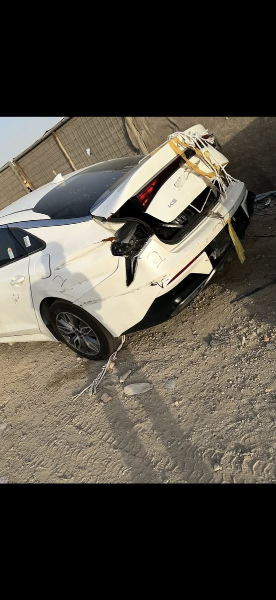 كيا k5 موديل 2024
وارد كوري محرك 1600
حادث مثل ما في الصوره 
بدون أرباك فول مواصفات عده الفتحه بدون أرباك 
وبيه جم شغله نقص 
ماشيه 54 الف
بسمي تحويل سريع 
رقمي بي واتساب اي استفسار يدخل واتساب
***********
