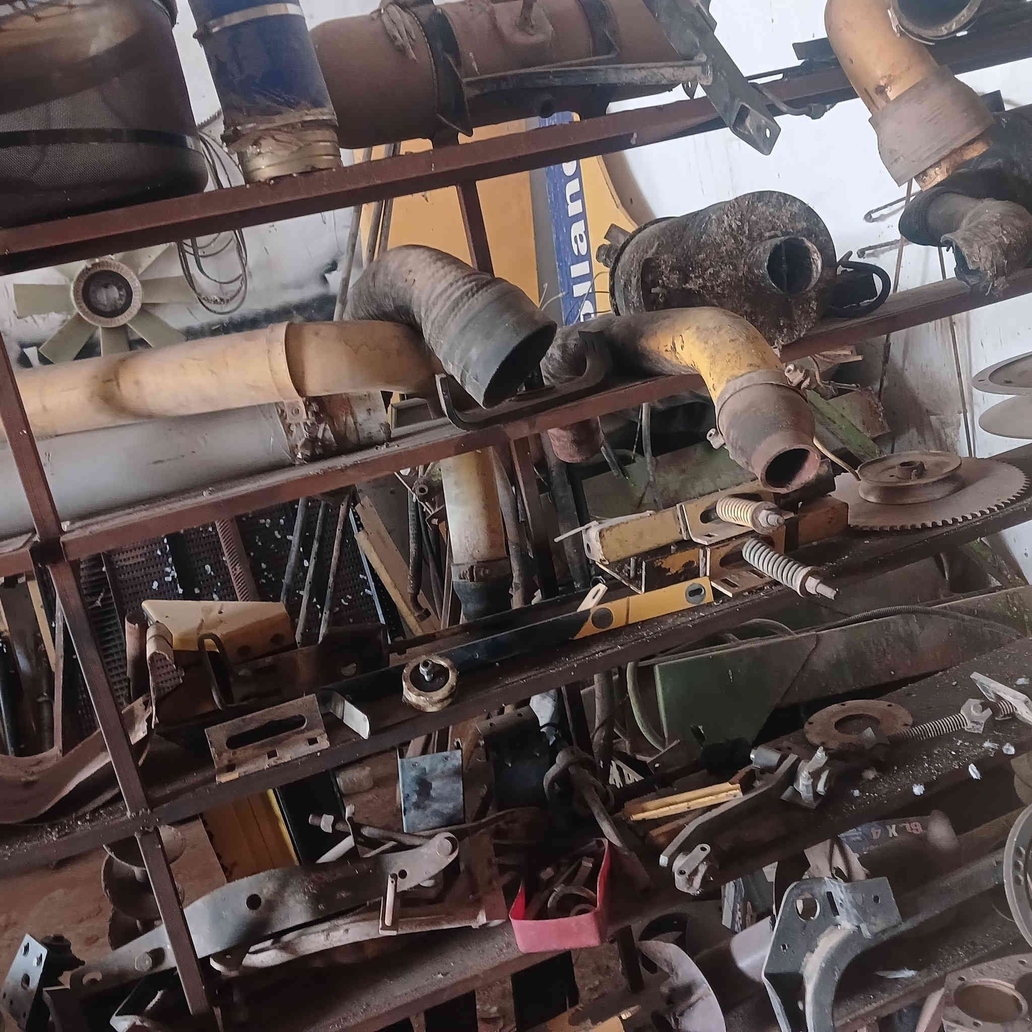 يوجد.لدينا.كيرات.جاهزه.وتفصيخ.لجميع.الموديلات
العنوان.الصويره.المعارض
***********
***********عماد.الزبيدي
