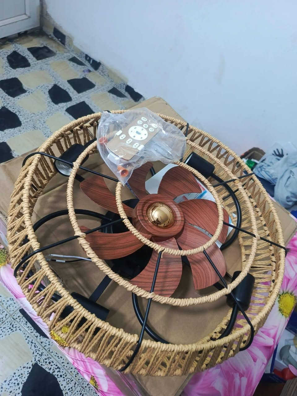 السلام عليكم اخوان ،،،،
مروحتين سقف السعر 75,000 الف 
وتوصيل مجاني على اول تم


**إذا كنت صاحب هذا الإعلان وتريد حذفه لأي سبب، رجاءا أرسل رسالة إلى الدعم الفني**