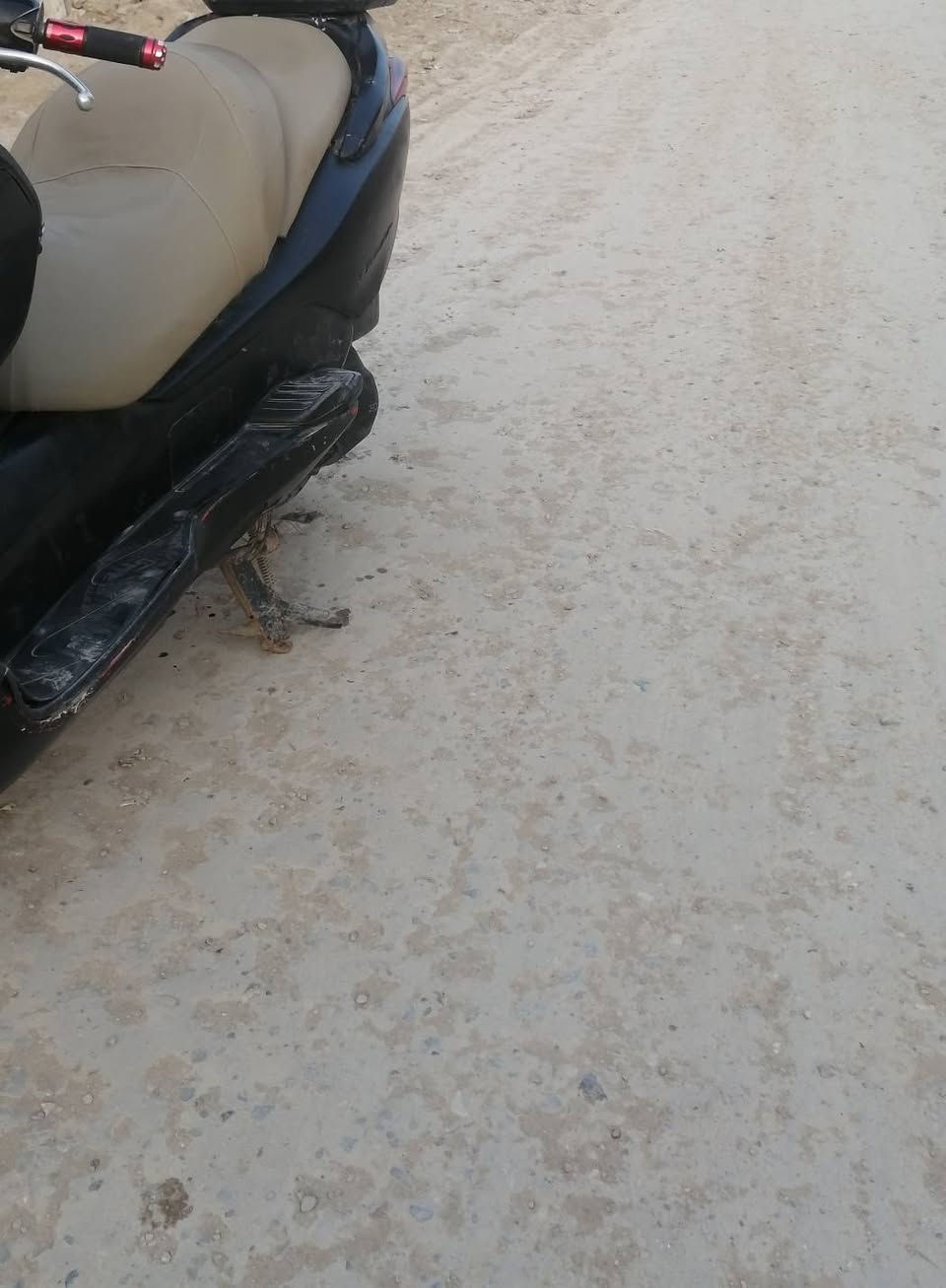 فورزه 08 كوم حديد المكان الديوانيه مركز السعر 250قفل الدراجه كهربائيات كلهة شغاله و المكينه شغاله بس ابيع جوم حديد الدراجه بس مكتبه كوم حديد ***********
