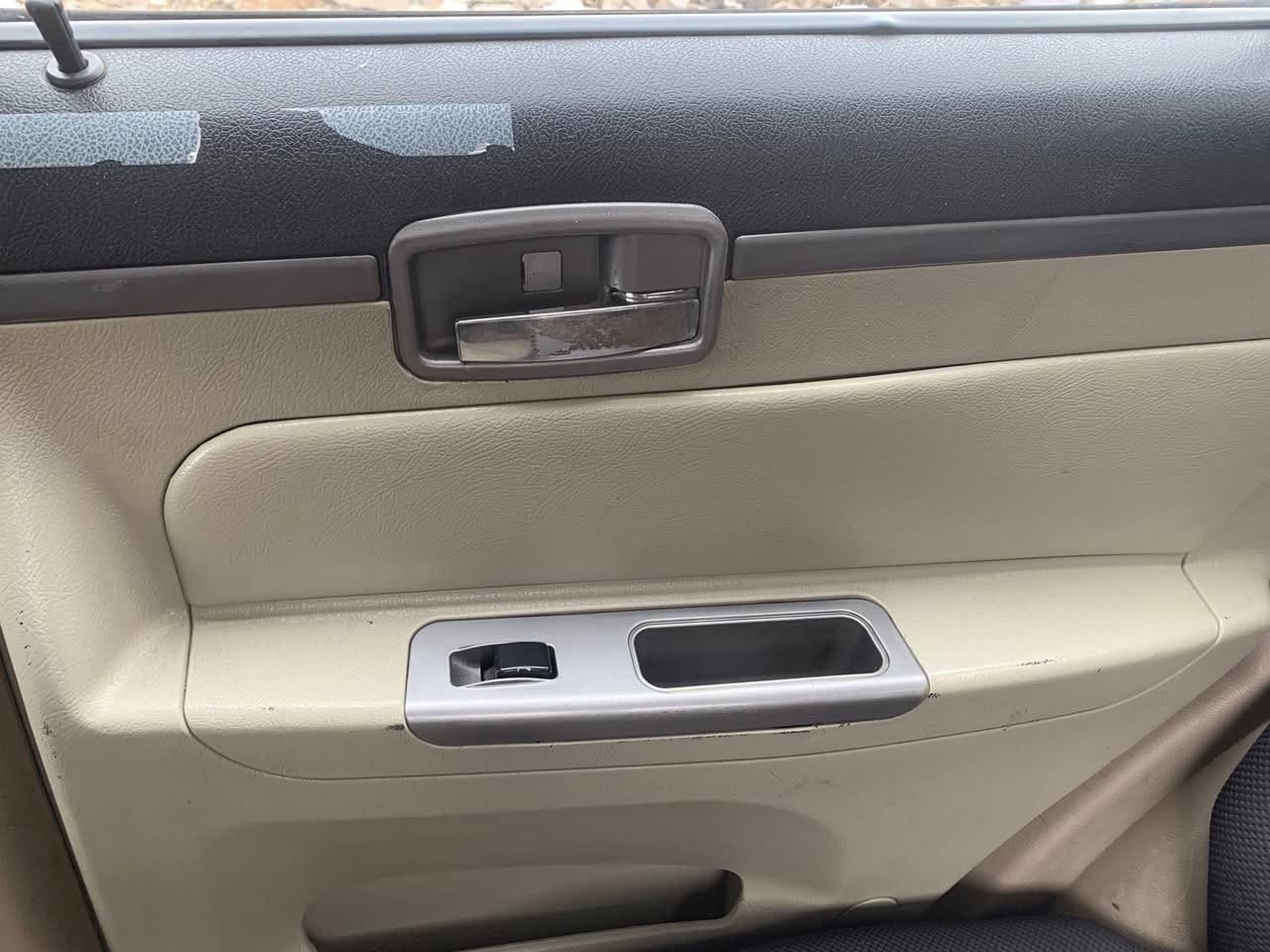 السلام عليكم
سيكي موديل 2013 للبيع

سيارة نضيفة وجاهزة من كل النواحي

بطارية تايرات كلو جديد 

تدفئة تبريد شغال بس غاز

بدون دوخال قطعتين بيها بوند وجاملغ بدون معجون

مكينة كير شرط 

سيارة ربع ما تصرف عليها جاهزه من كل النواحي 

رقم بغداد سنويه2028 وكاله وتحويل 

السعر *********** للتوصل واتساب بي
