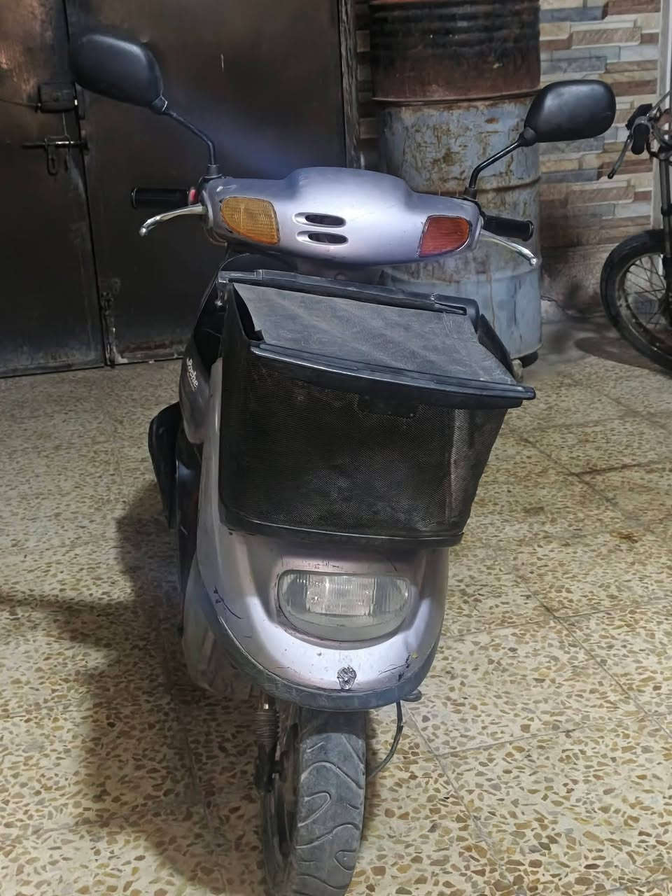 السلام عليكم دراجه منغولي للبيع دراجه حلوه مال جناي
كلشي شغال هورن لايتات اشاير بس السلف يرادله باتري قوي
السعر 350 وبيه مجال بسيط
***********
