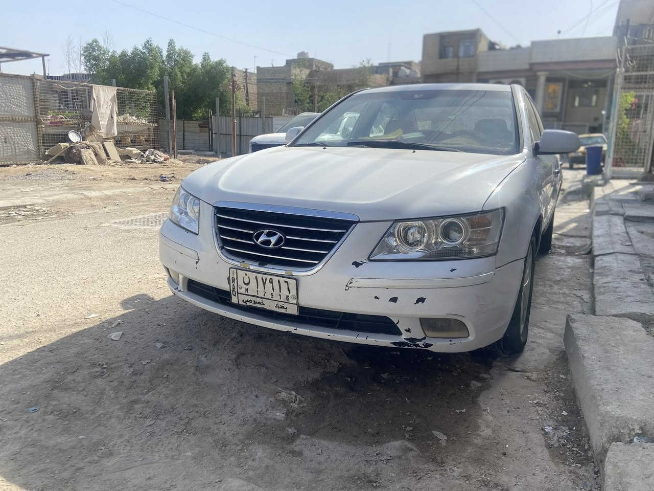 سوناتا 2011 مقدس
سيارة وارد كوري 
كير ومكينه خير من الله 
مكينه 2000
شاشه وكاميرا دواره
رقم بغداد الماني 
السياره بيها بارد بالباب الايمن الخلفي وجاملغ الايمن مبدل ومصبوغ وباقي السياره مابي قطرة صبغ مطلوب مراوس حسب القناعة وسعر البيع ٩٢ وبيها مجال بسيط للاستفسار اكثر التواصل ***********
