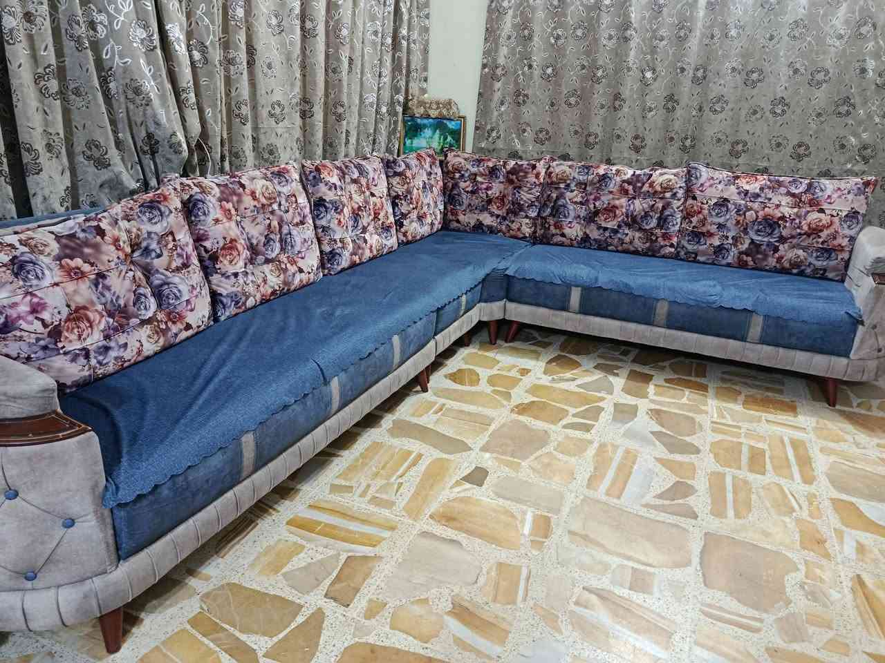 ديوان للبيع نظيف  السعر 400


**إذا كنت صاحب هذا الإعلان وتريد حذفه لأي سبب، رجاءا أرسل رسالة إلى الدعم الفني**