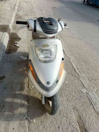 للبيع او المراوس حسب القناعه السعر 350و بيها مجال مكينه خرسه ما تسمع ب...