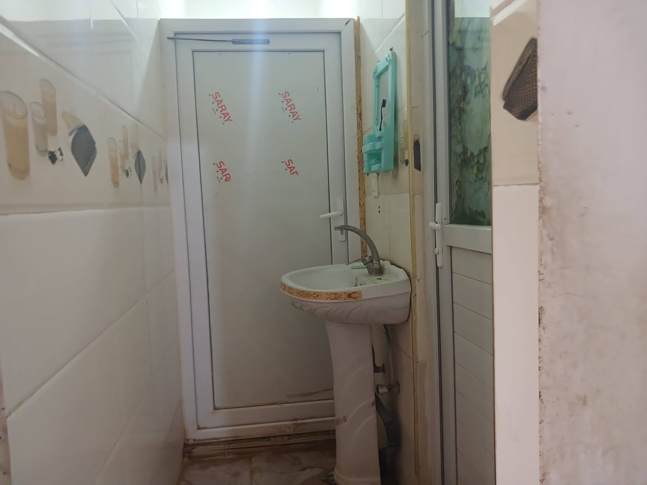 بيت ١٥٠ متر مربع فول سيراميك 

صياده جهه يمنى عكس جامع شكر خدمات ماء كهرباء 

غرفتين نوم استقبال مطبخ 

السعر ٦٠ مليون مع المجال 

***********
