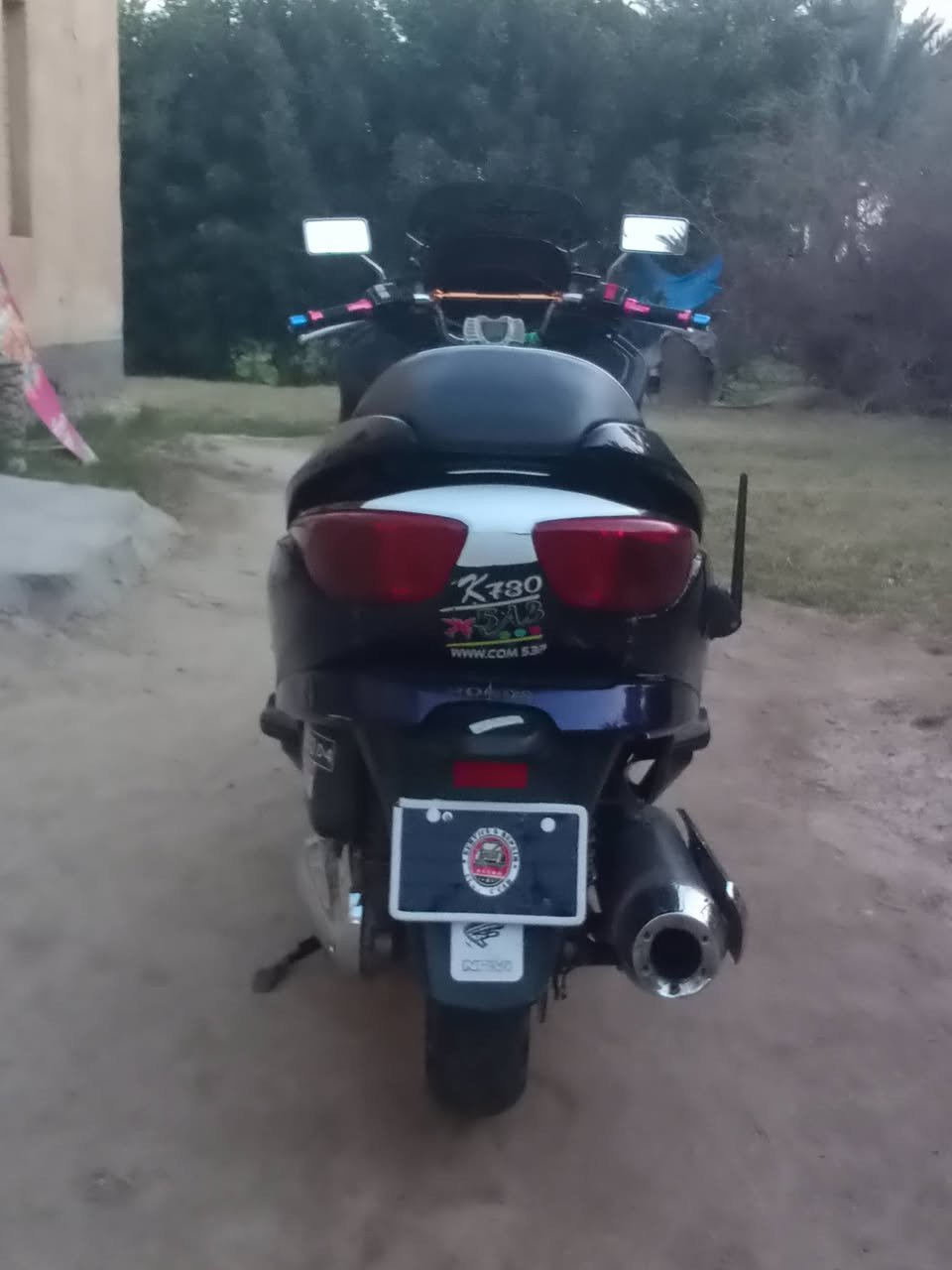 سلام عليكم فورزا صفر 8 فول مواصفات 6كير دراجه كلشي شغال بيها لي نقص ماكو مكاني بابل الحمزا الغربي سعر الدراجه واحد و200 بيها مجال (مليون و200) بيها مجال


**إذا كنت صاحب هذا الإعلان وتريد حذفه لأي سبب، رجاءا أرسل رسالة إلى الدعم الفني**