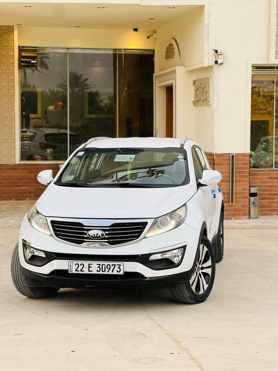 السلام عليكم سبورتج خليجي موديل ١٣ شكل ١٤ ماشيه ١٧٠ السياره كفاله عامه من كلشي عدا شبرين صبغ اباب السايق أثر شخط مكينه دوش برغي مامفتوحه بيها كير حداديه تخم تاير تبريد اسبير مانازل السياره جديده كلش ع وضع البلاد استخدام شخصي من هي زيرو لحد الان رقم أربيل دولي سعرها ١٥٥ بيها مجال بصيط مكاني بابل الحمزه رقمي ***********
