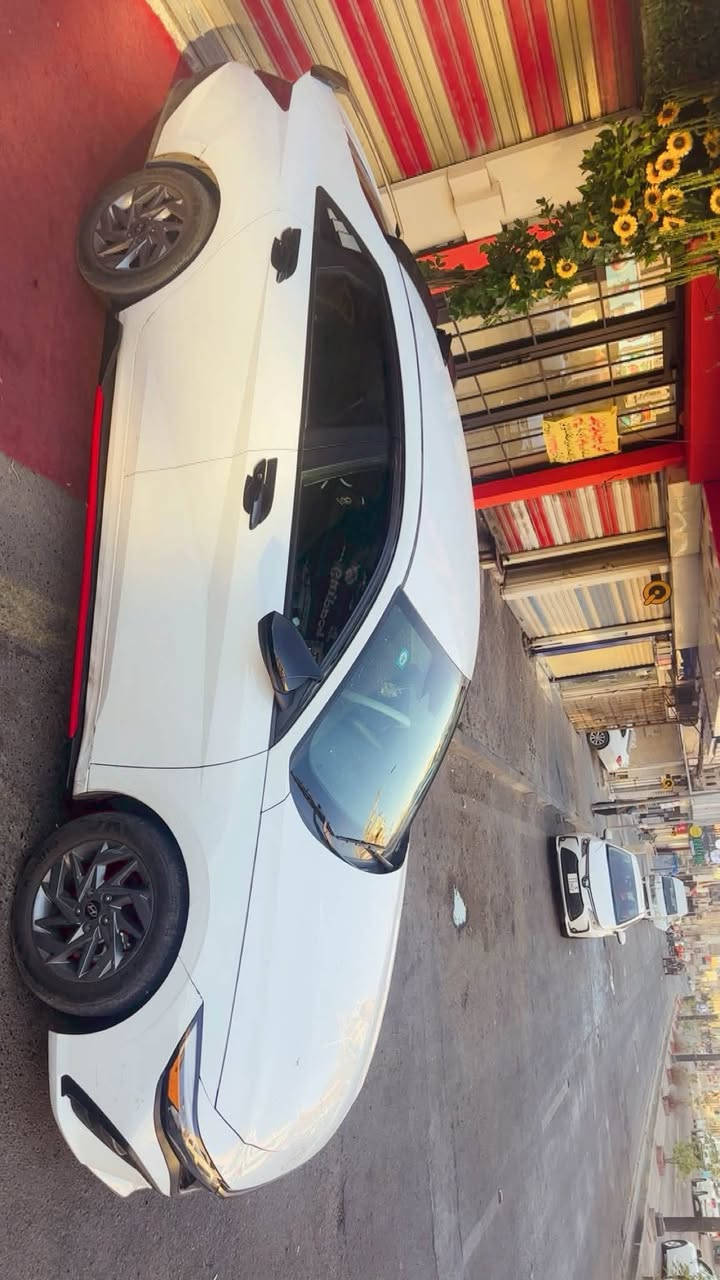 🚗✨ Hyundai Elantra 2024 — شبه جديدة | Mile25فقط
للبيع النترا 2024 وارد بحالة فوق الممتازة، استخدام شخصي 
---

🛠️ تفاصيل الحالة

حادث  موضّح بالصور

بدون ايرباكً👽

بارد خفيف جداً بالبُنيد فقط

الهيكل والمحركات وضع 👌 ممتاز

---

⭐ المواصفات 🪬

بصمة تشغيل وتشغيل ذكي

دشبول دجتل شاشة كاملة

حساسات أمامية/خلفية

رادار

دخول ذكي

كير ومحرك بحالة وكالة

داخلية نظيفة بدون أي ملاحظات

---

📍 موقع السيارة

بغداد – الأعظمية / الصليخ 600

---

📞 للتواصل والاستفسار

📱 ***********

---

💰 السعر157ورقة وبيها مجال قليل
