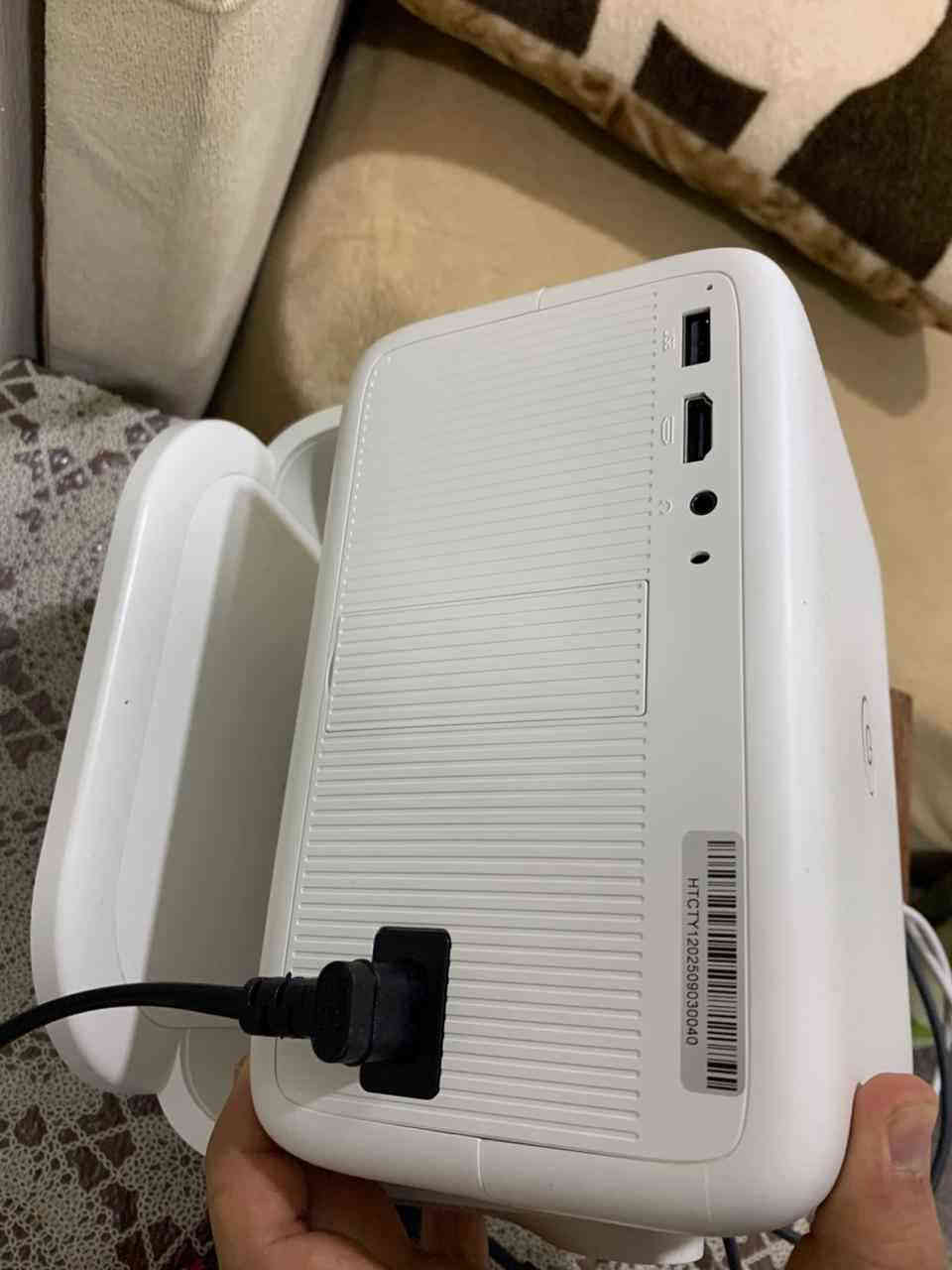 أخوي اشتراها جديد هو هسه سافر يعني مستخدم أسبوع ما مشتغل كلش كارت هم موجود جهاز كامل اي استفسار على الخاص أو واتساب *********** أربيل, العراق
