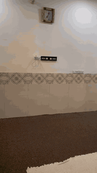 السلام عليكم 
دار للبيع المساحة 100 متر (5*20) 
بناء طابوق جمهوري صب مسلح درجه اولى سيراميك هندي ارضيه مرمر تركي بناء جديد  
العنوان - كربلاء - حي العسكري قطاع 17 قرب مدرسة الصديق 
***********
