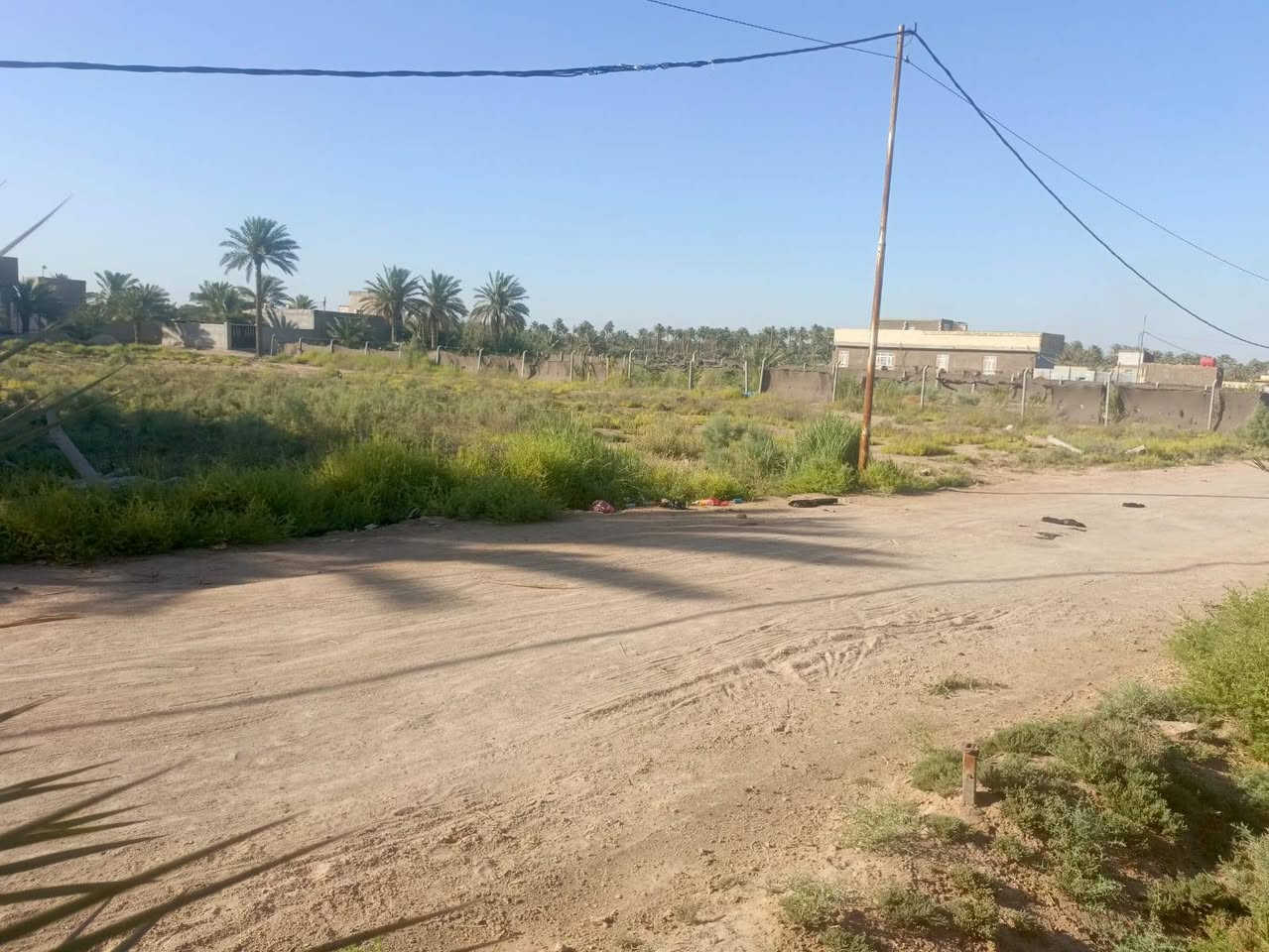 يالله.يارزاق      يداور بسم المشتري سند 25 بسم رعيه مباشر
المساحه1. دوانم

الوجهيه 40متر ونزال 65دونم مربع

كوفه @علوت الفحل قرب مشروع الماي

يبع حسب طلب نصف دونم أو كامل 

المساحه.1 دوانم. تصلح دور سكن

  طابو زراعي سند 25 بأسم راعيه مباشر مفروزه  

تبعد عن شارع العام 70

للستفسار اتصل عل الرقم *********** وتساب
