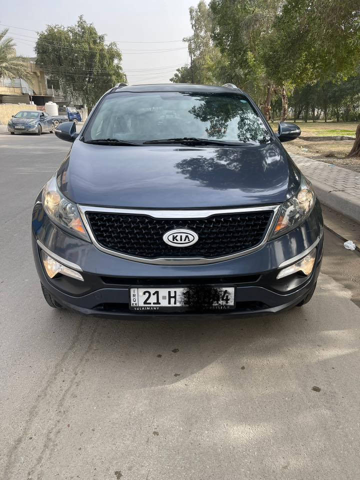 كيه سبورتنج 2012وارد امريكي حادث طخه بلبنيد والجاملغ بدون دواخل السيارة جديده جداً او جاهزه من كلشي مكينه 2400دوش ماشيه 160السعر 118او بيها مجال العنوان بغداد الامين الثانيه رقم الهاتف ***********
