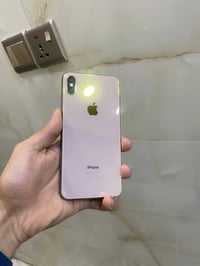 آيفون XS ماكس • ٢٥٦ • فطر بالكلاس