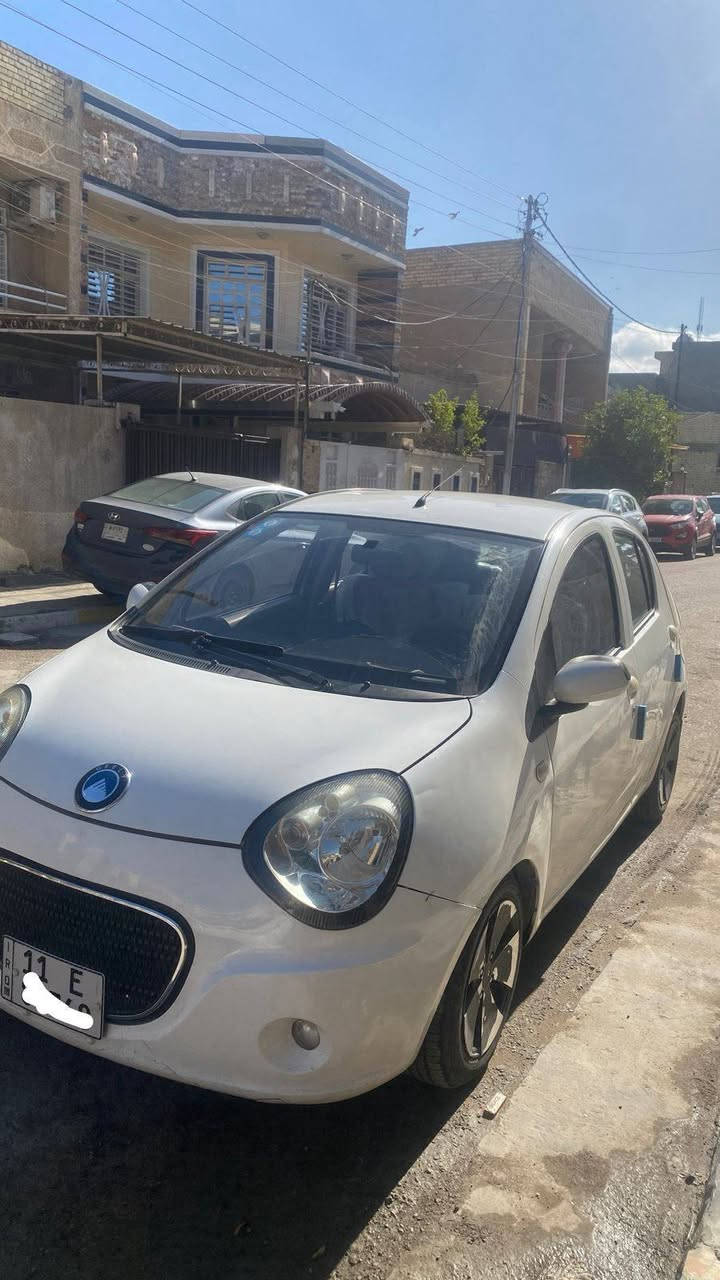 السلام عليكم
باندا 2013 جاهزه من كلشي كهربائيات حداديه صدر محرك كير كولها تمام شاشا كاميرا حلفيه مري جانبيه كهرباء تبريد شغال تخم تاير ويل كب جاهزه من كلشي السعر 48 وبيها مجال العنوان بغداد حي الاعلام قرب شركة الببسي ***********
