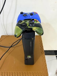 اكس بوكس 360 • ٥٠٠ جيجا • ١٥٣ لعبه مهكر