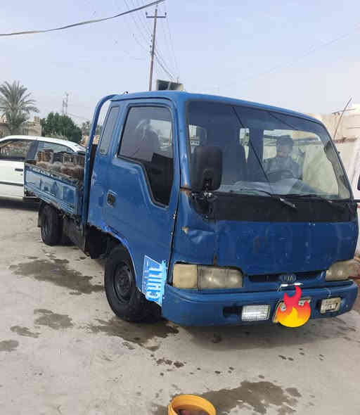 السلام عليكم سياره فونتيره البيع شوفت عينك كير جديد مكينه نضيفه السعر 35/
المكان ذي قار سوق الشيوخ وهذه رقمي 📞***********
