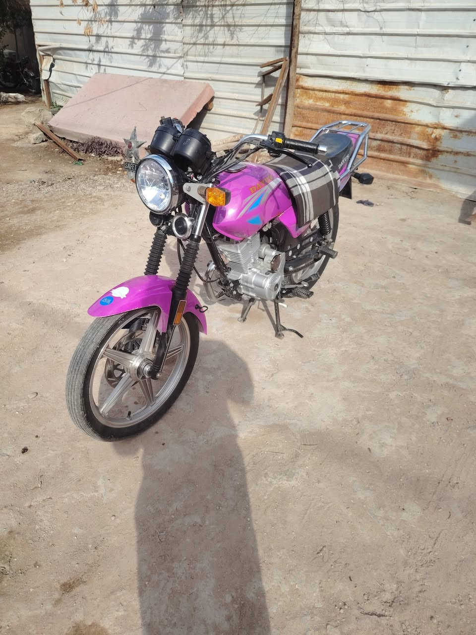 السلام عليكم دايون مديل ٢٣ نازله بل ٢٤ ثامر خالخال مليون و٥٥٠ وبيها مجال ***********
