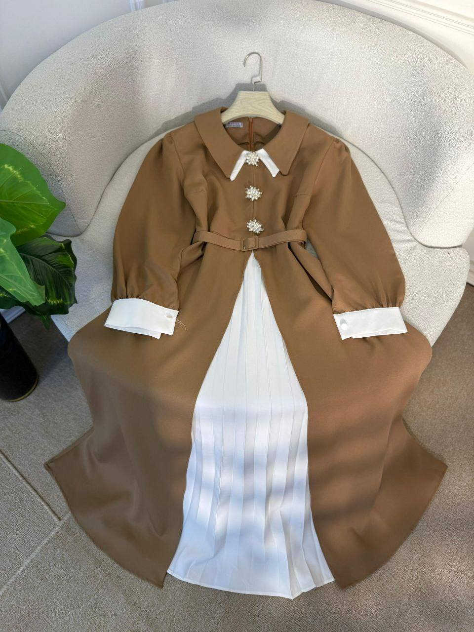 فستان خامة دابل تركي
. 
القياسات: 38 ،40 ،42 ،44 ،46 ،48. 

للطلب ولاستفسار على خاص او الواتساب ***********
