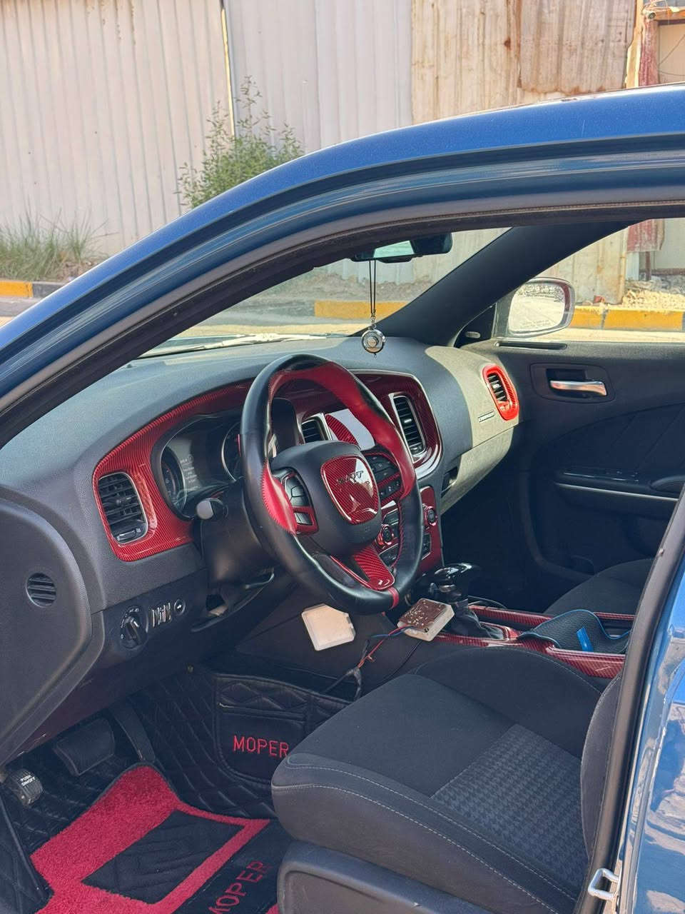 السلام عليكم اخوان RT5700فول الى اخير موديل ٢٣ اخر اصدار كشنات حظن شفتات فتحه رادار نقطه عمياء اهواي موصفات بيهه معروفه بل موصفات بعد مايحتاج اذكرهن صور حادث رفقتهن  بيهه قطعه بارد صغيره ربع جاملغ بخ ***********
