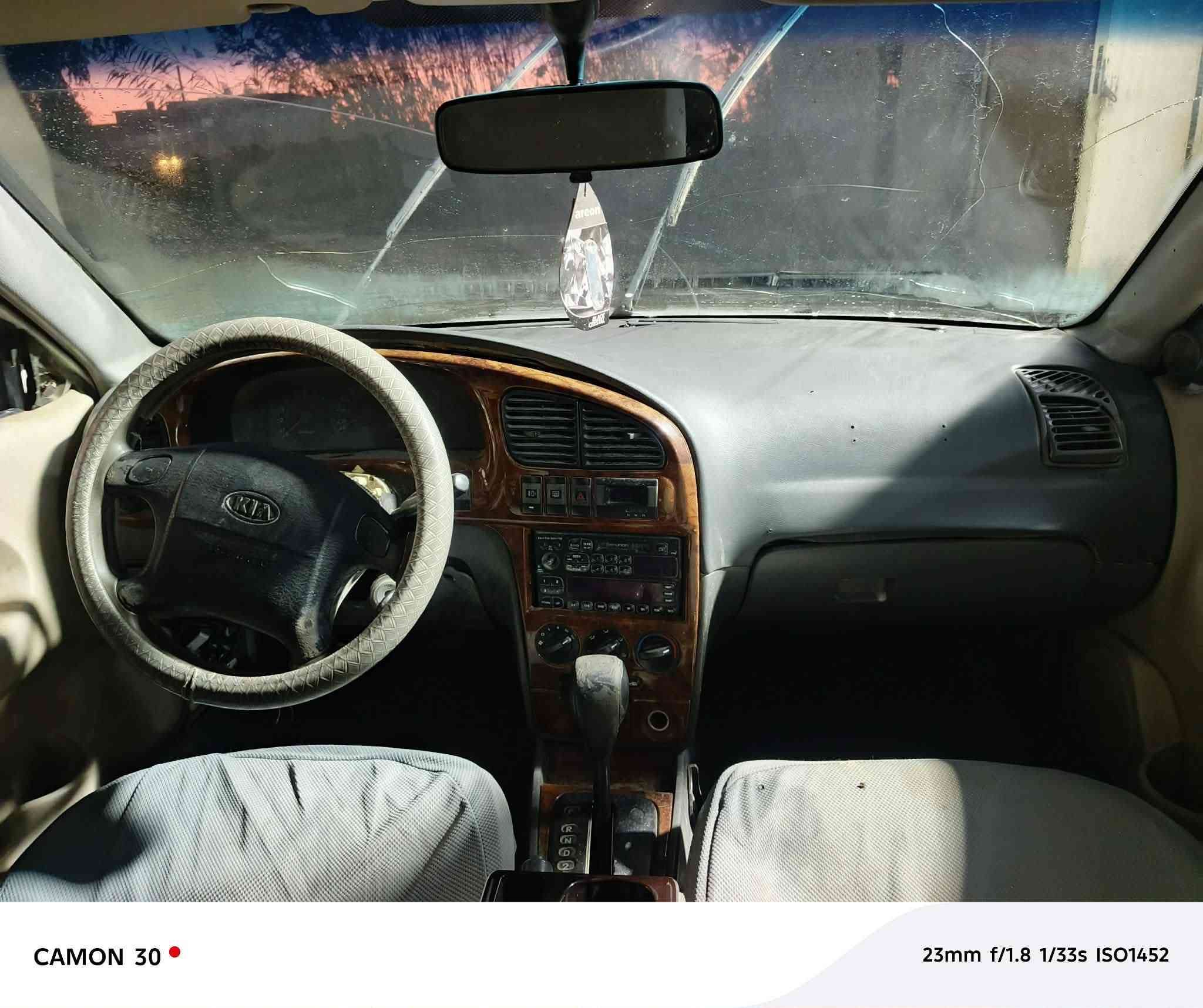 السلام عليكم سياره سبكتره موديل 2001/كير و مكينه مكفول حدادايه نضيفه السعر 28 بيه مجال شي بسيط المكان كربلاء 
اطوريج رقم الهاتف ***********
مكلف بالنشر
