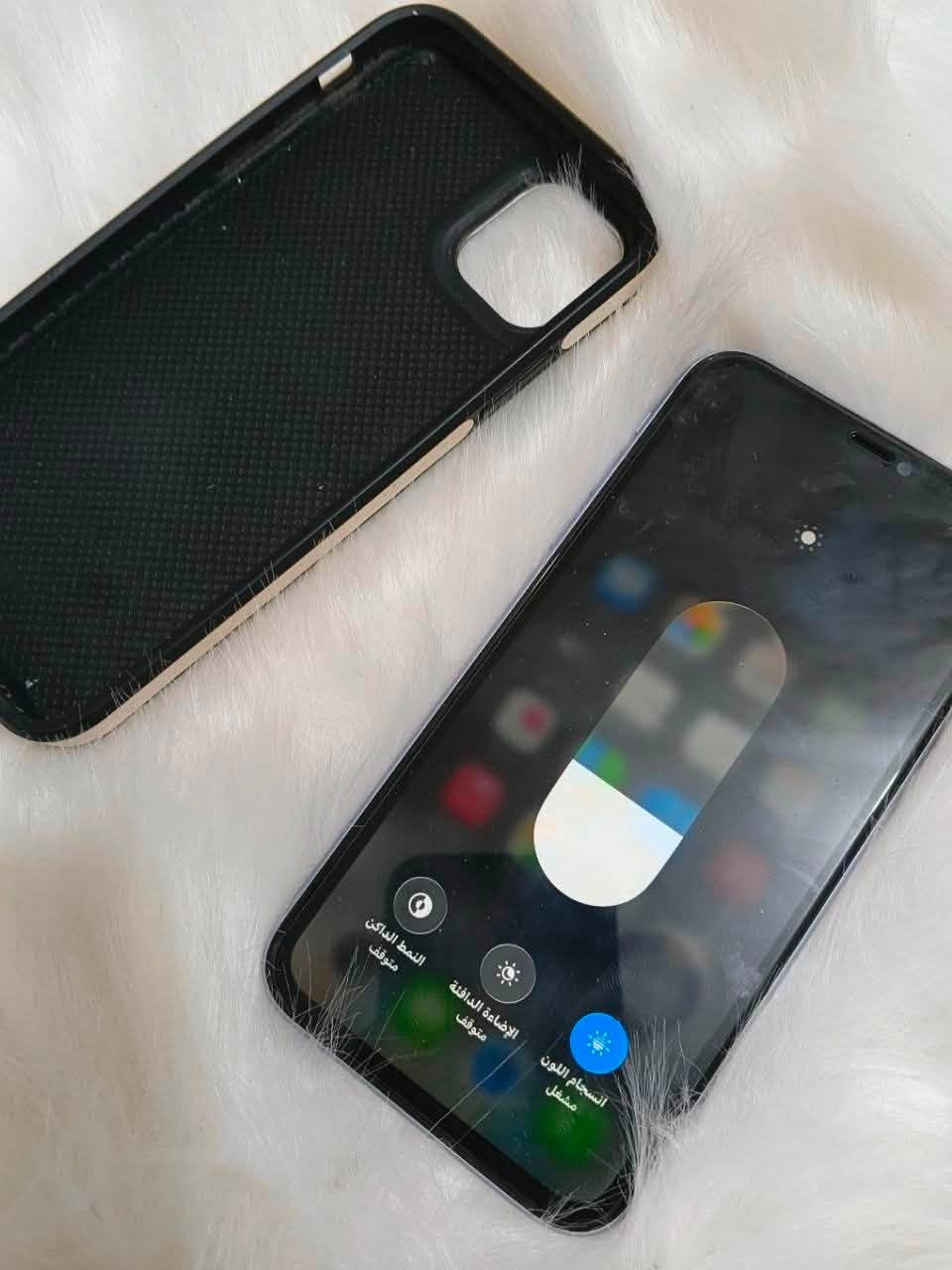 السلام عليكم بيع أو مراوس
•
آيفون ١١ العادي 

ذاكرة ١٢٨ 💾

بطارية ١٠٠🔋

شاشه وكاله تفصيخ بس من نقلتها تطلع غير معروف لان ما نقل الايسي مالتها الشاشه اصليه✅

الجهاز شرق اوسط AA/A مو أوربي ولا باله 
كامرات امامي خلفي مايكات سبيكرات اتصال تحديث فرمته كله مكفول ✅

ظهر مالته مفطر وانطيك وياه ظهر اصلي بس تشده 

السعر ١٧٥ ألف 💵
العنوان ذي قار قضاء النصر للتواصل خاص أو على الرقم ***********
