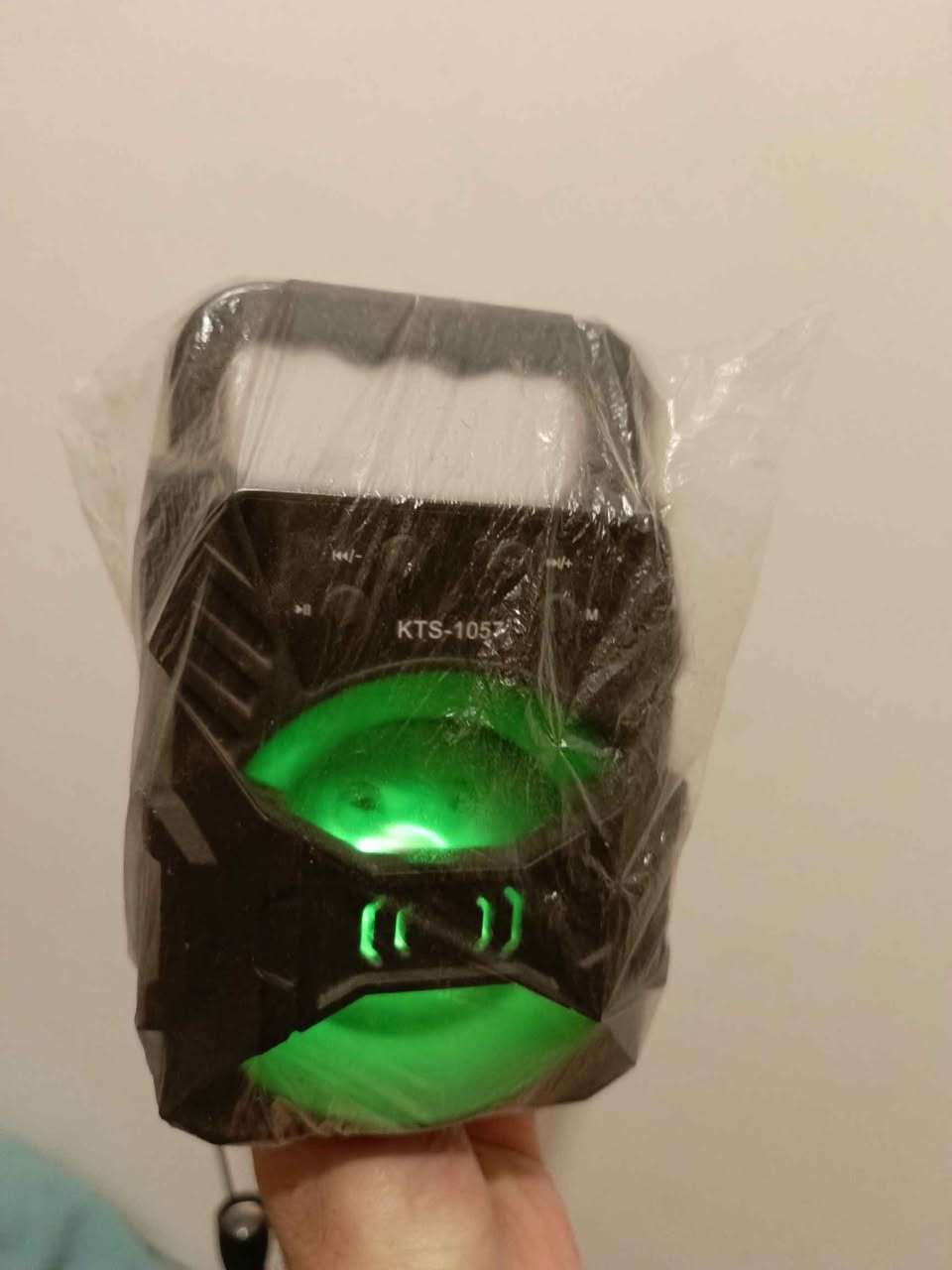 🛑🛑ملحقات وياه سماعة بلوتوث+ گفر جديد + فلاش mp3  والسعر بي مجال للشراي 🛑🛑 موصل, نينوى


**إذا كنت صاحب هذا الإعلان وتريد حذفه لأي سبب، رجاءا أرسل رسالة إلى الدعم الفني**