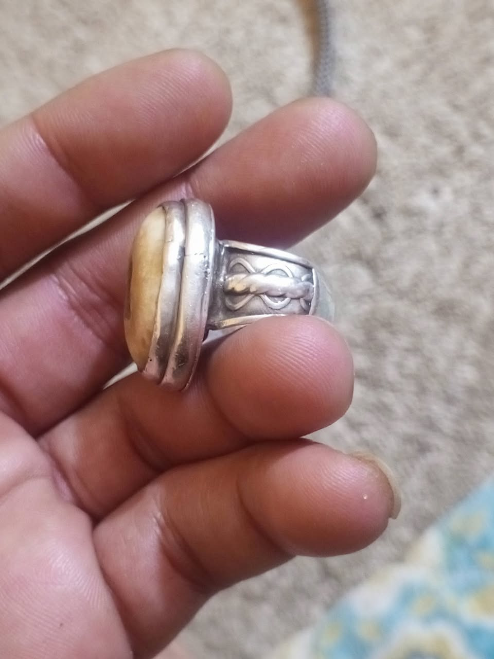 عطف مصور حجر كلش قديم السعر خاص


**إذا كنت صاحب هذا الإعلان وتريد حذفه لأي سبب، رجاءا أرسل رسالة إلى الدعم الفني**