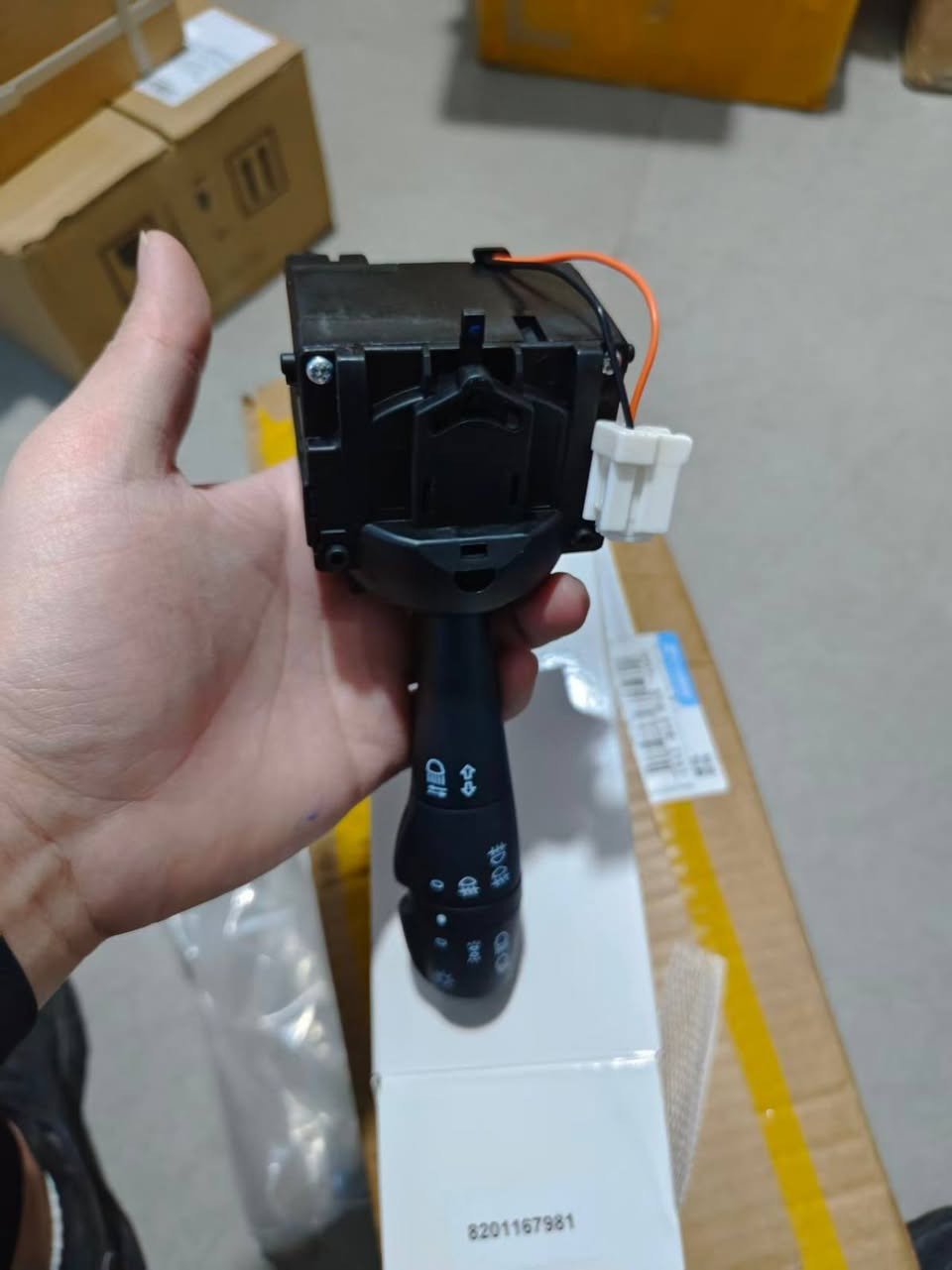 قطع غيار رينو وصلتنا حديثا .. 
معرض اف كار 
بصرة 
محلات ملعب الجمهورية قرب قاعة اعراس قصر الاحلام الفرع الثاني صناعية حمدان مقابل الشارع العام قريب البانزين خانة جملون رقم اف 10 
***********
***********
تتوفر خدمة توصيل لكافة المحافظات 
بصمة صندوق 15
مجول سفران 15
مجول سفران نيو 18
يدة إشارة سمبل حديث 35 
كتف تبريد رينو كوليوس 75
حساس صالنصة جديد 35
