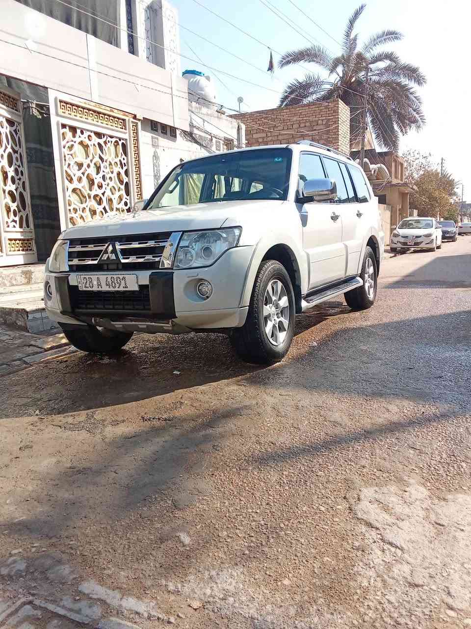 سلام عليكم باجيرو مديل 2009كفاله عامه كير محرك او حداديه جدد ع الشرط تخم تاير جديد فول مواصفات حبتور دواخل جديده كهربائيات كل شغال تبريد شغال سعره 135او بيه مجال مكاني نجف للاستفسار رقمي ***********واتساب فقط
