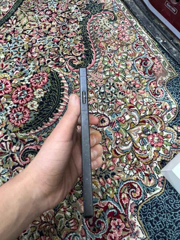 وحش الالعاب 🔥🔥ريدماجك 9 برو
المواصفات الذاكره 256: 120 هيرتز الشاشه 

الريد مجك بي ضربات خفيفه بل اطراف 

الريد ماجك : 550 وبيهن مجال للشرايه 

او مراوس بايباد برو M2
***********
