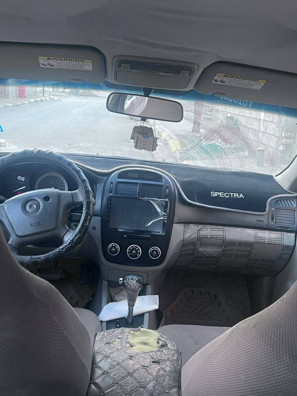 السلام عليكم ورحمة الله وبركاته سيارة كيا سبكترا موديل ٢٠٠٧ كير او محرك او تبريد خير من الله محرك ٢٠٠٠ (السعر ٧٨) الاتصال على الرقم *********** العنوان واسط الحفريه السياره رقم انكليزي تحويل مباشر بأسمي
