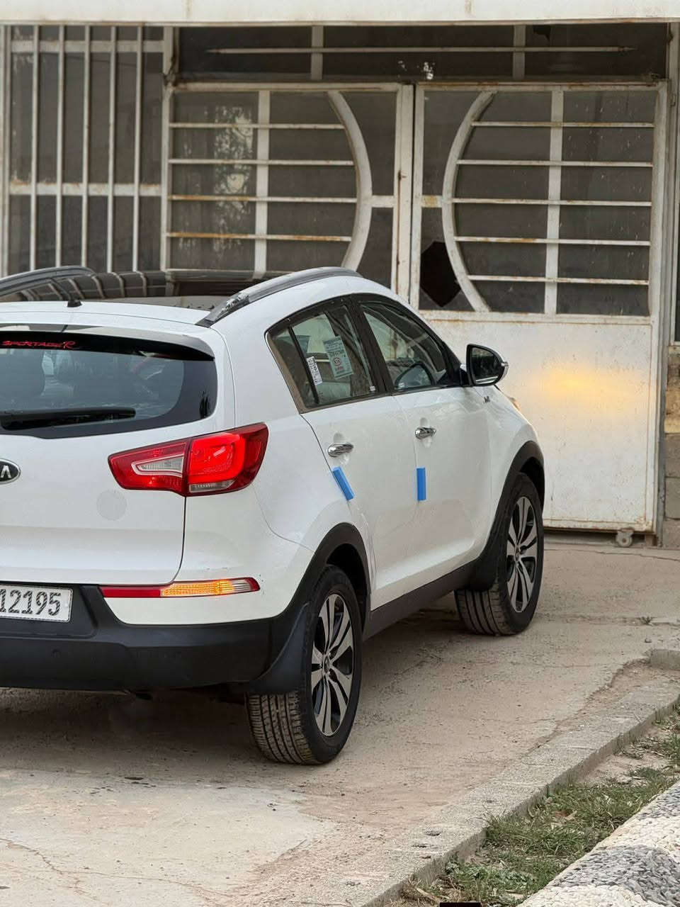 سلام عليكم سبورتج 2011خليجي فول مواصفات بصمه تشغيل بصمه ابواب كشن كهرباء حساسات  خلفيه بانوراما قطعتين تحكم ستيرن جهتين كامره خلفيه سياره بيهه 4قطع  سونار موجود بل منشور شوفه واتصل السعر109وبيهه مجال حك جيه مكان السياره بغداد للاستفسار *********** ما متواجد عل فيس
