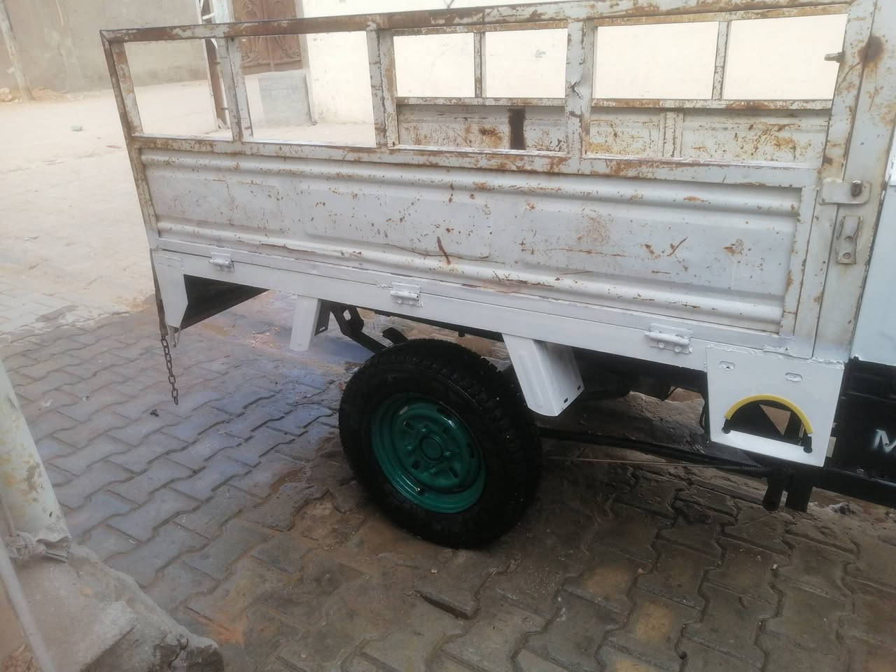 السلام عليكم عمي ستوته للبيع موديل 9 رقم مقفول شاصي ستوته حلوه ونشطه سعرها 1,350 ستوته جديده ***********
